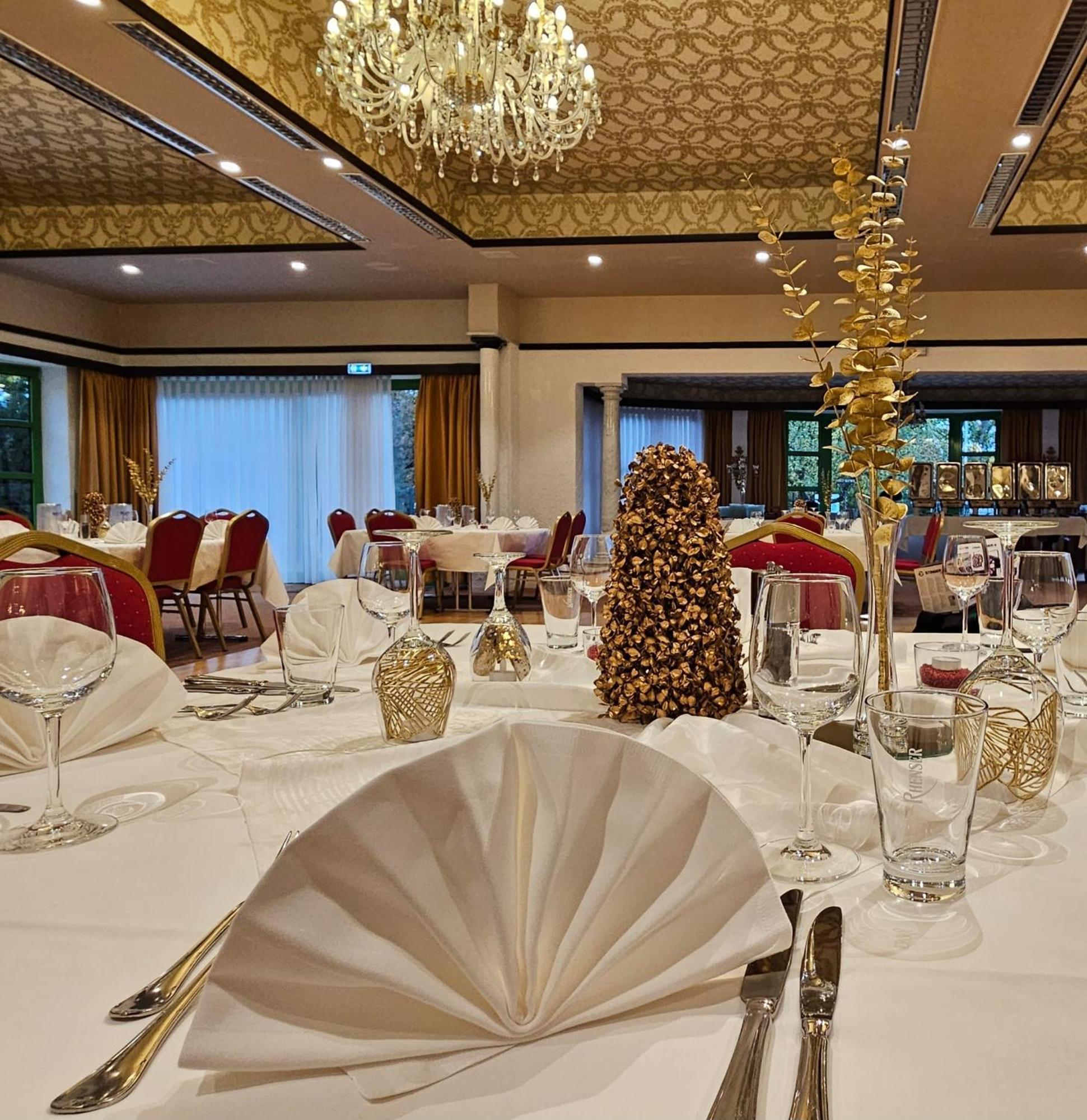 Contel Hotel Кобленц Экстерьер фото