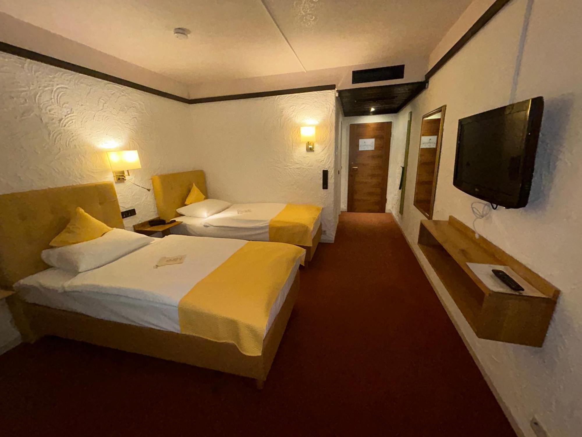 Contel Hotel Кобленц Экстерьер фото