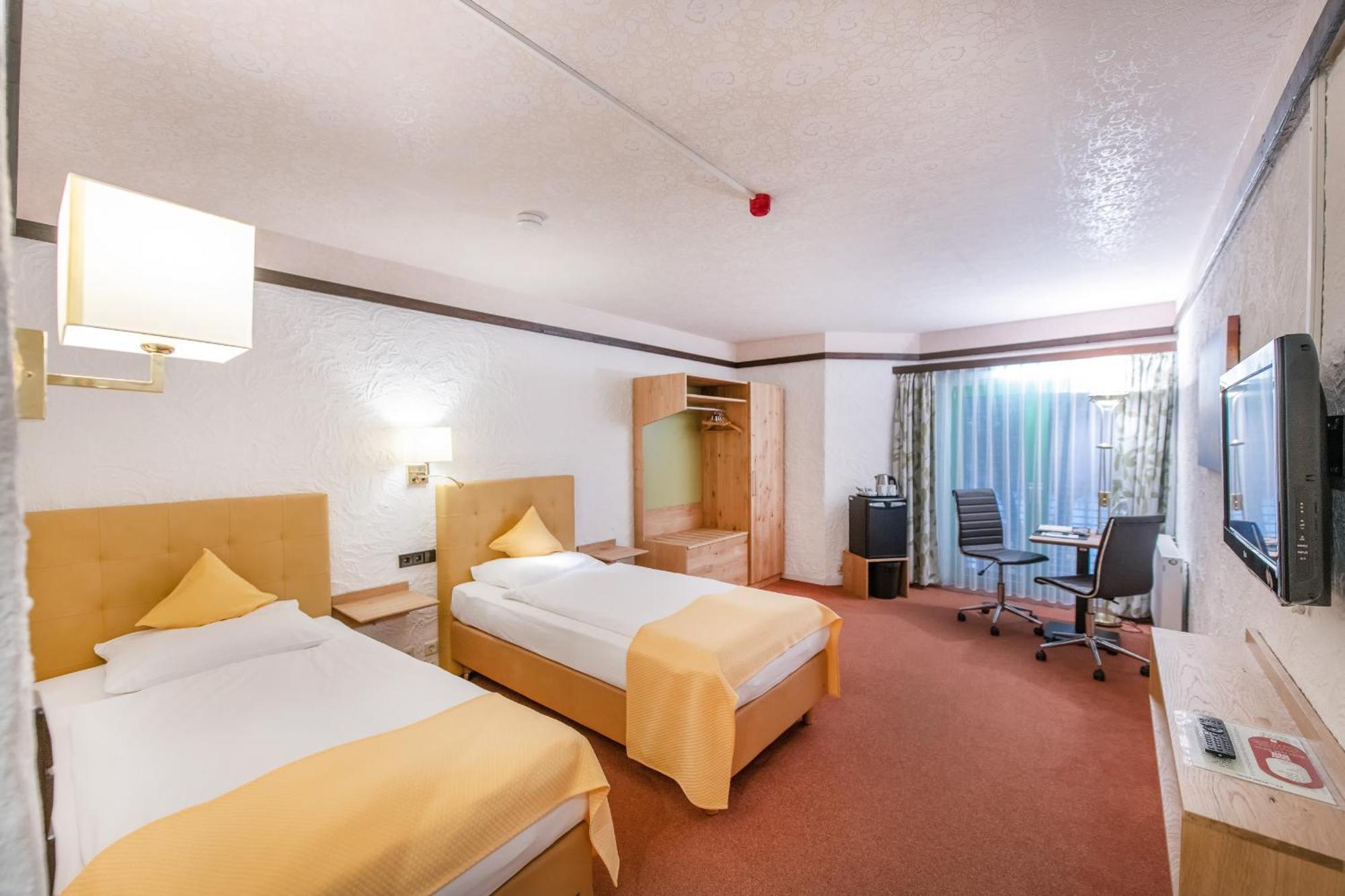 Contel Hotel Кобленц Экстерьер фото