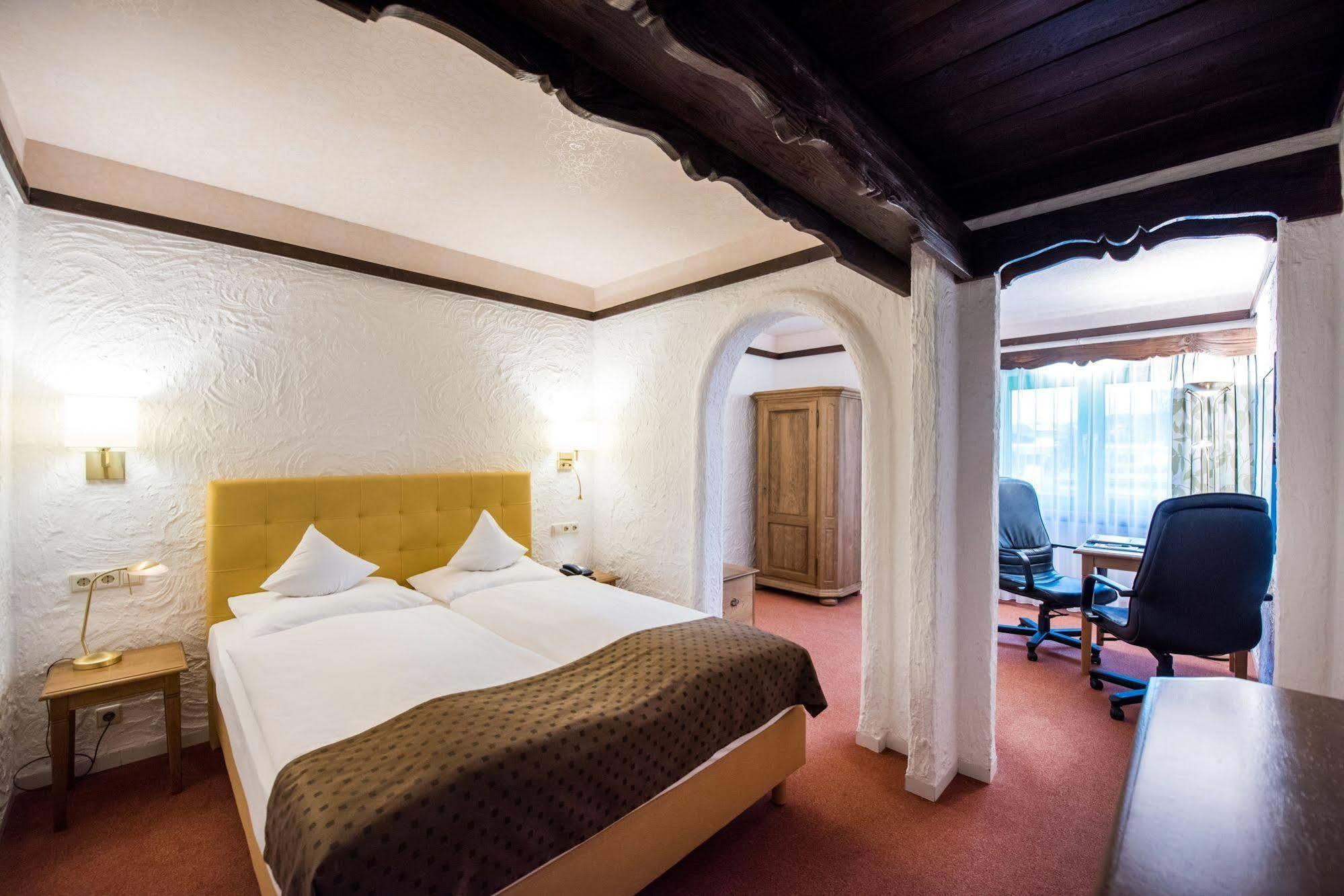 Contel Hotel Кобленц Экстерьер фото
