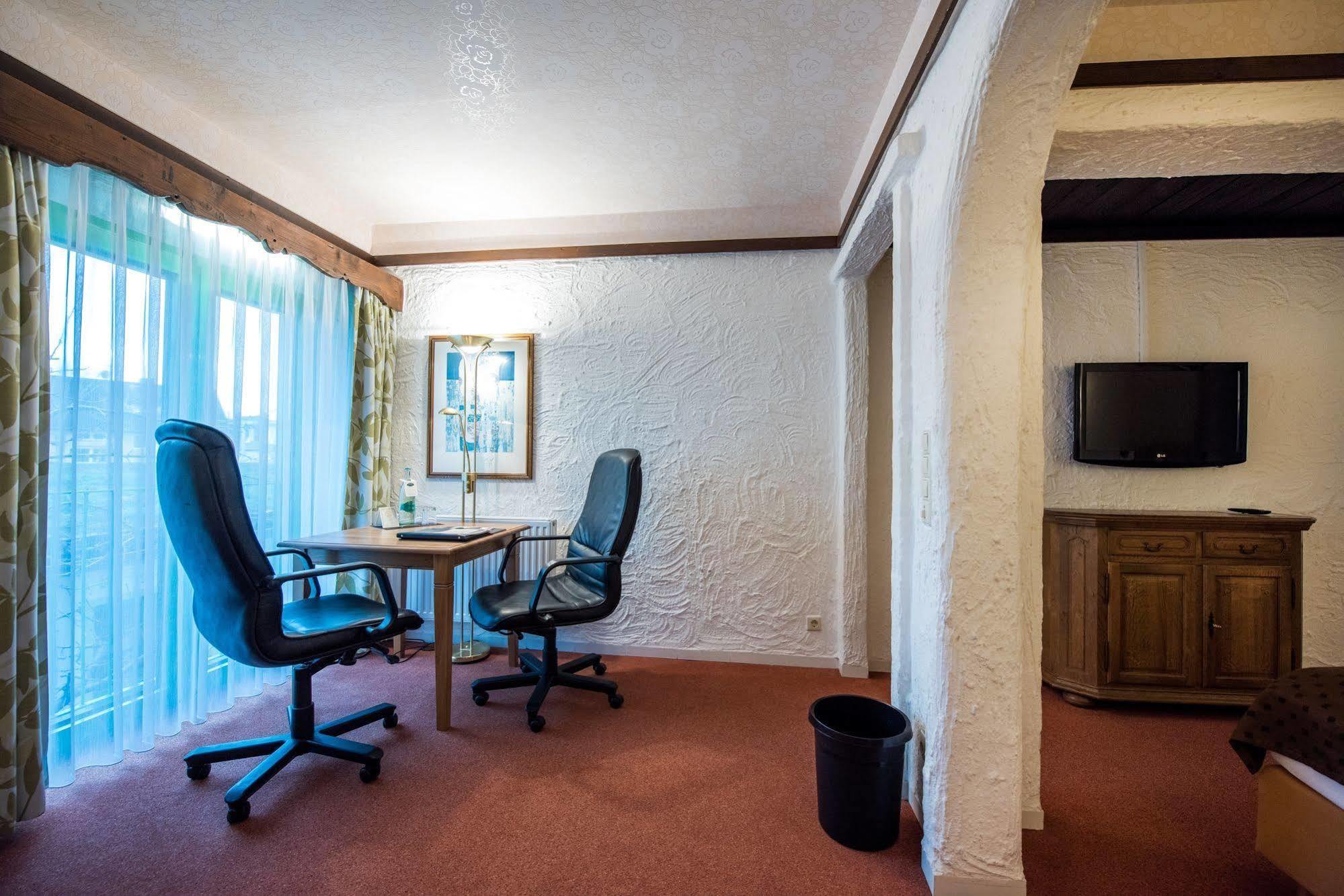 Contel Hotel Кобленц Экстерьер фото